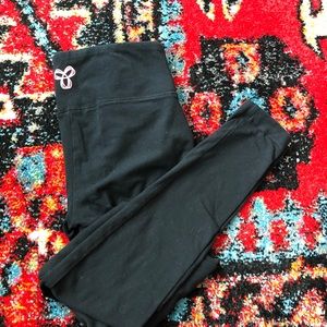 Aritzia TNA Leggings
